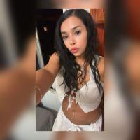 743065486: Chica busca chico en Gerona