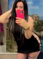 623144261: Chica busca chico en Gerona
