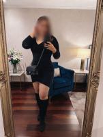 613619222: Chica busca chico en Barcelona