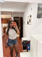 667694619: Chica busca chico en Sevilla