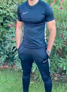 604361807: Chico busca chica en La Coruña