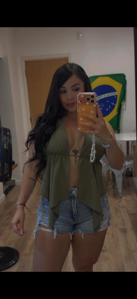 631984136: Chica busca chico en Navarra
