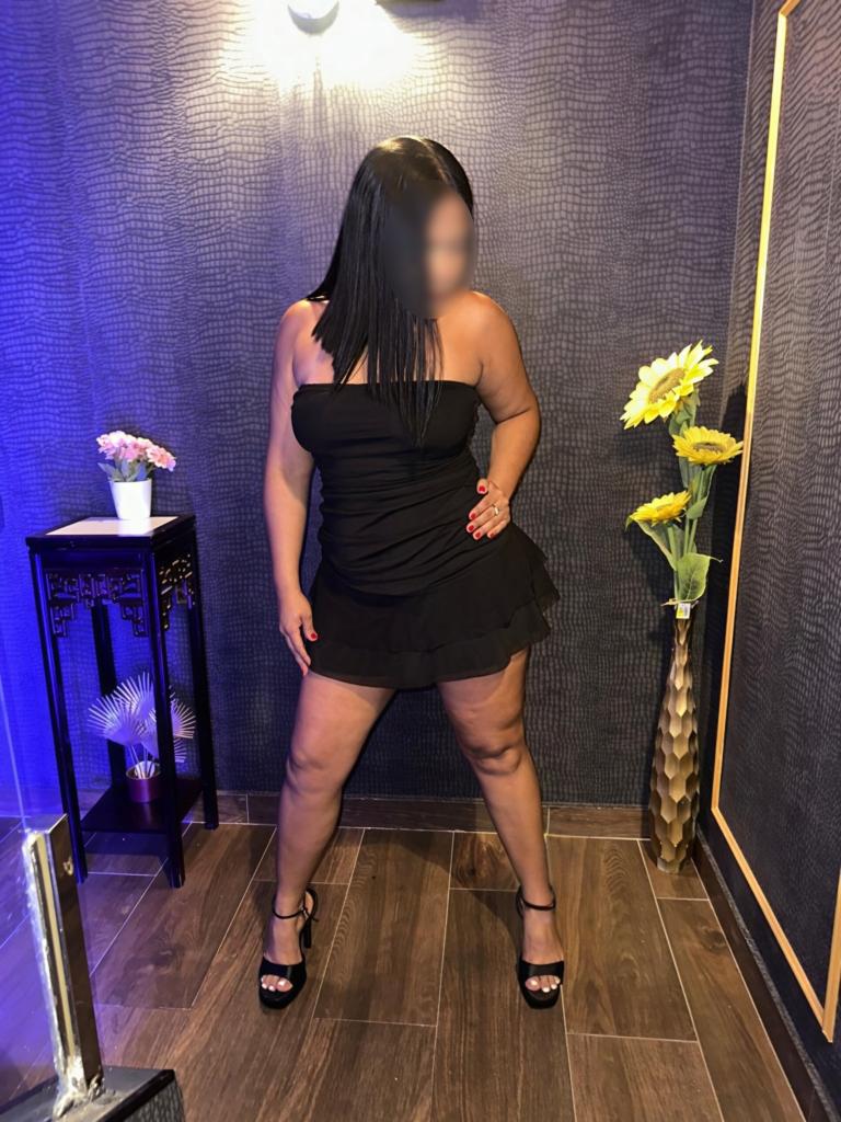 694259963: Chica busca chico en Madrid