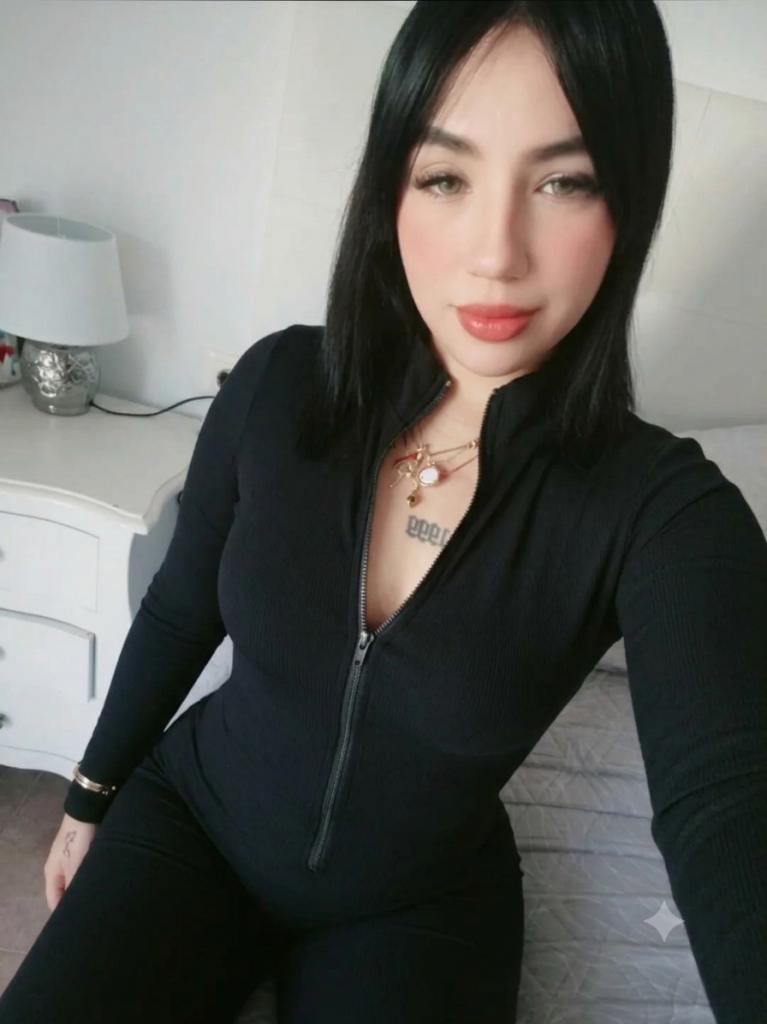 Chica busca chico en Cádiz: 