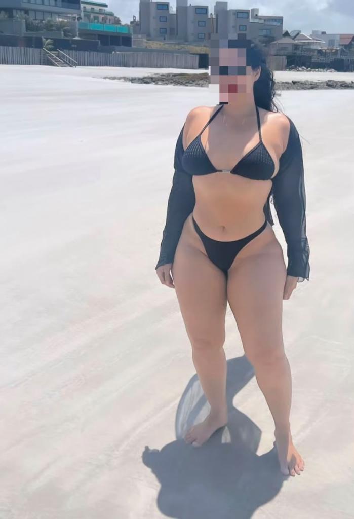 Chica busca chico en Huelva: 