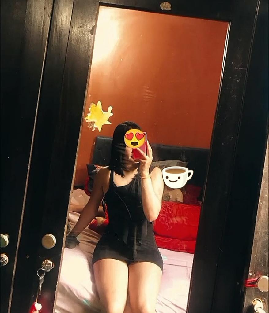 672536674: Chica busca chico en Barcelona