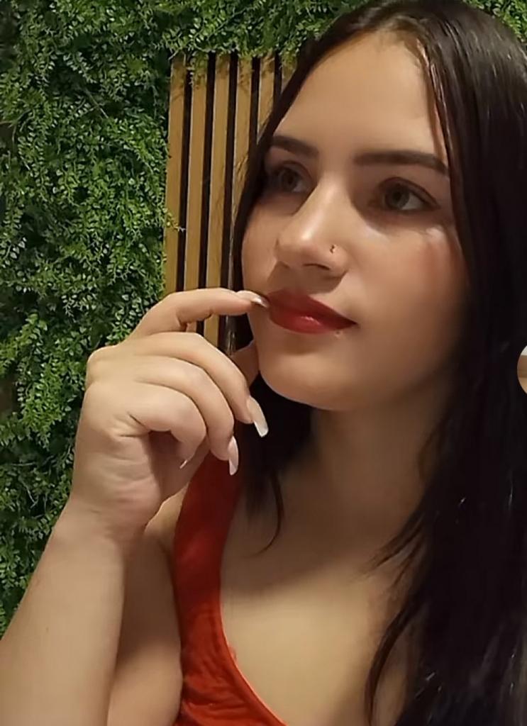 Chica busca chico en Barcelona: 