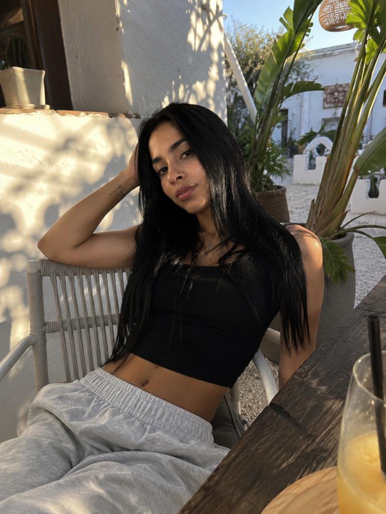 603915763: Chica busca chico en Mallorca