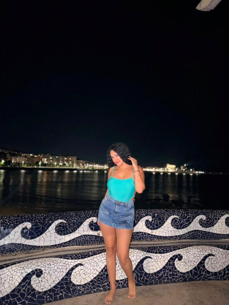 632990633: Chica busca chico en Madrid