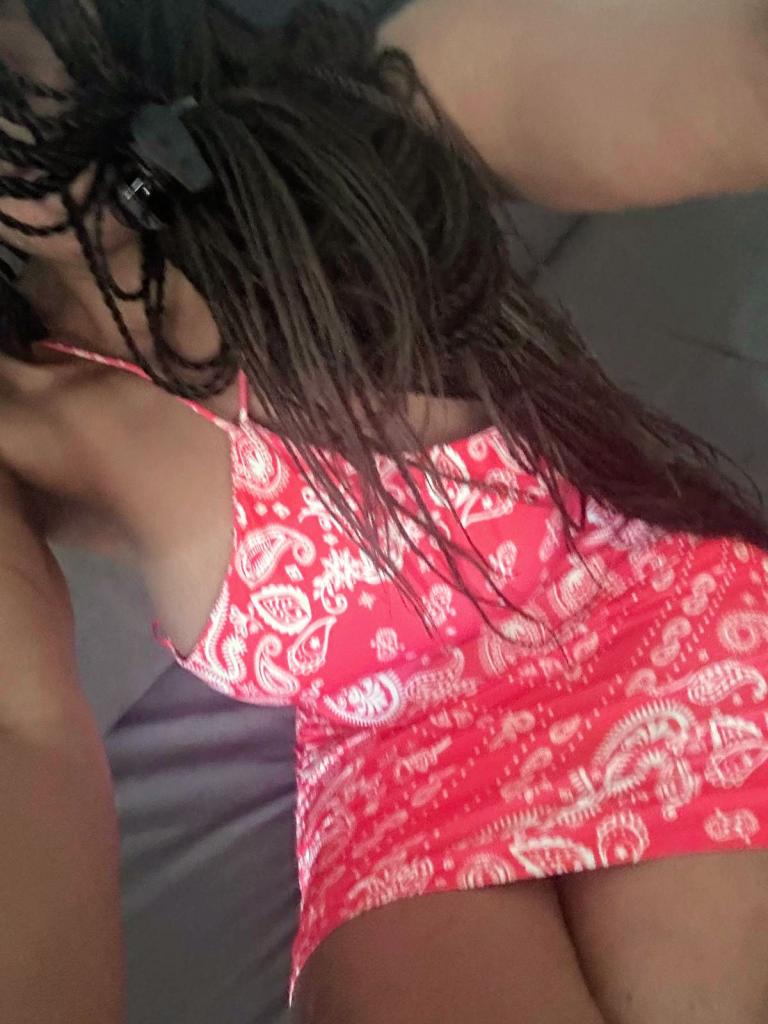 Chica busca chico en Barcelona: 