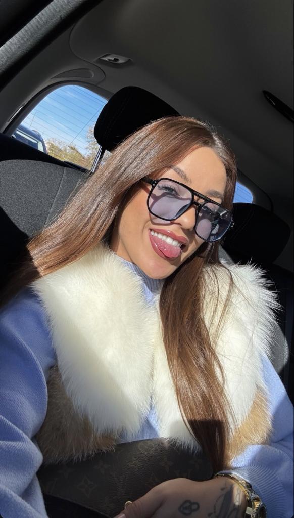 Chica busca chico en Huelva: 
