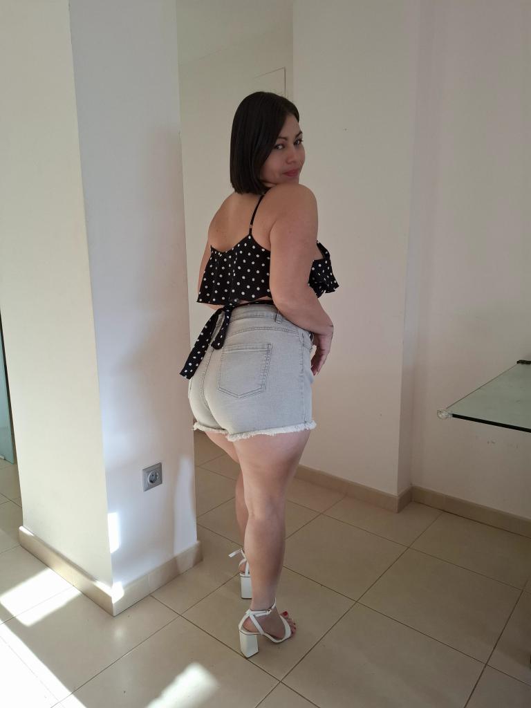 613764028: Chica busca chico en Alicante
