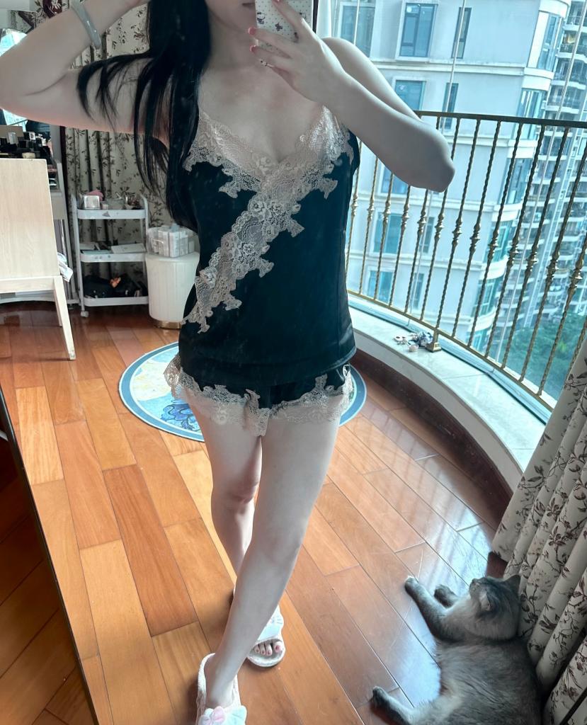 664669401: Chica busca chico en Madrid
