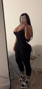 661500225: Chica busca chico en Menorca