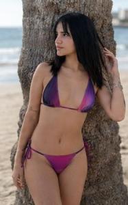 647163074: Chica busca chico en Málaga
