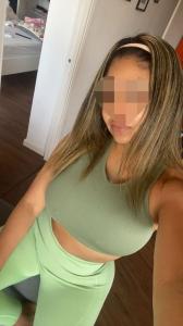 647317855: Chica busca chico en Málaga