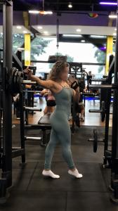 631867486: Chica busca chico en Albacete