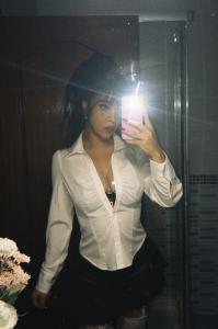 610876106: Chica busca chico en Madrid