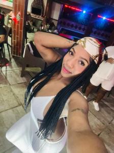 974563641: Chica busca chico en Huesca