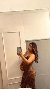 697492654: Chica busca chico en Málaga