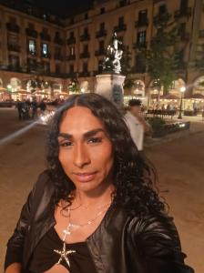 672807067: Transexual en Navarra