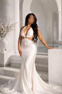 672144982: Chica busca chico en Barcelona
