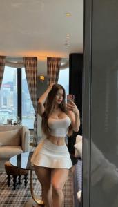 696768701: Chica busca chico en Valencia