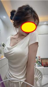 661685572: Chica busca chico en Barcelona