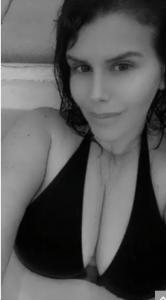 742012198: Chica busca chico en Pontevedra