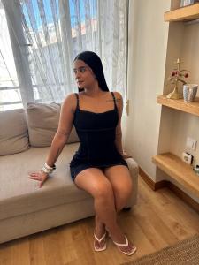 695867839: Chica busca chico en Salamanca