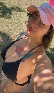 614438827: Chica busca chico en Gerona