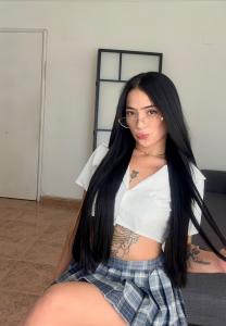 697702554: Chica busca chico en Málaga