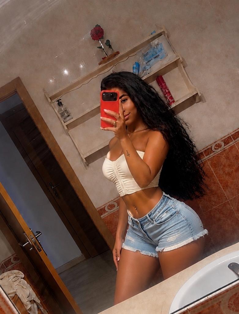 602897823: Chica busca chico en Mallorca