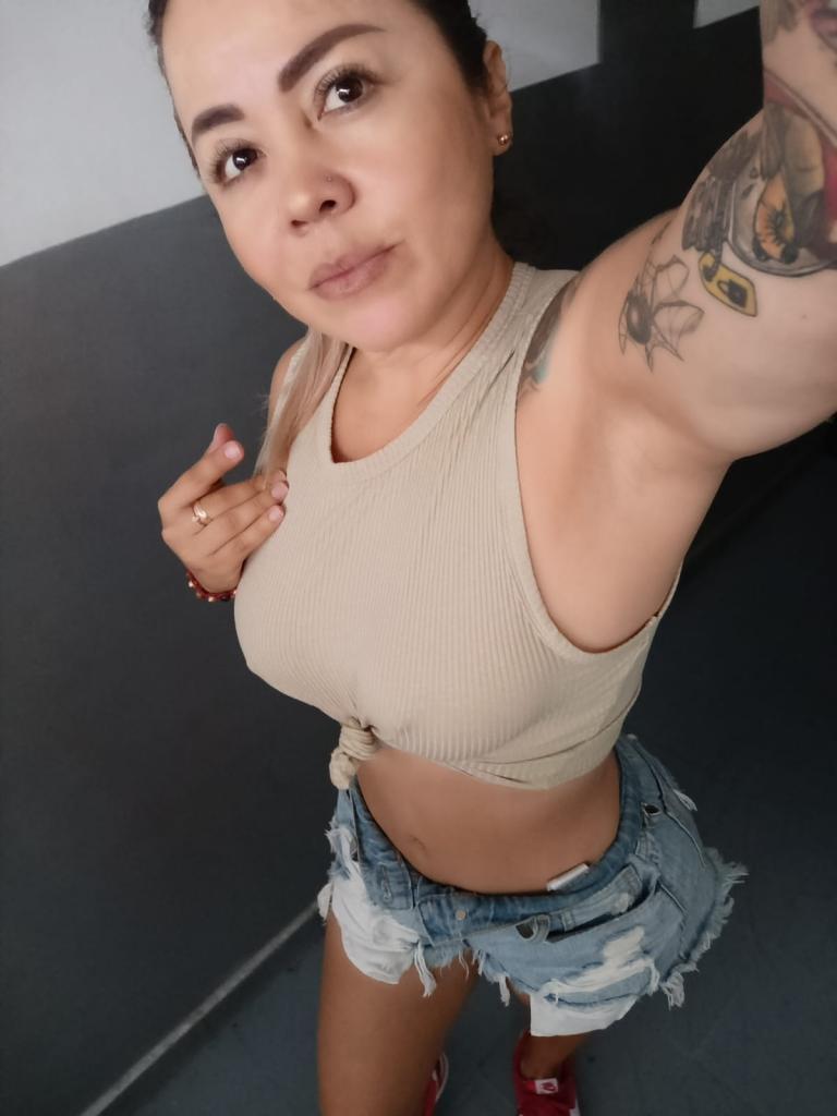 Chica busca chico en Gerona: 