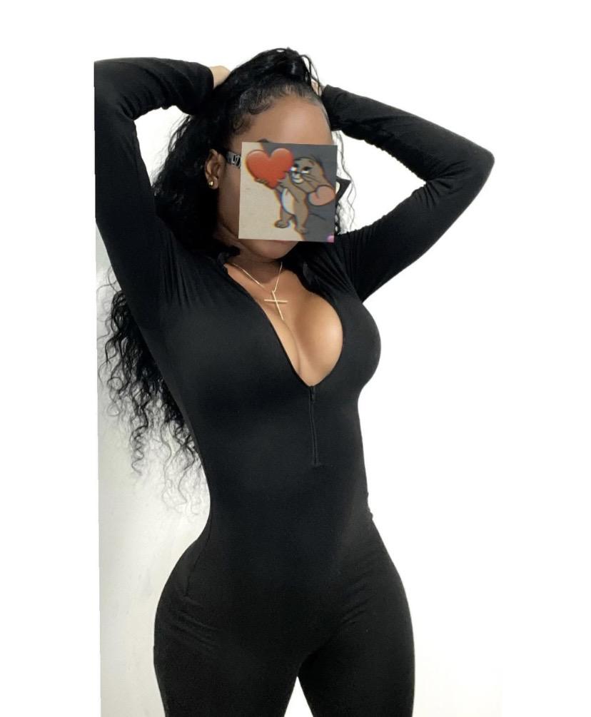 Chica busca chico en Sevilla: 