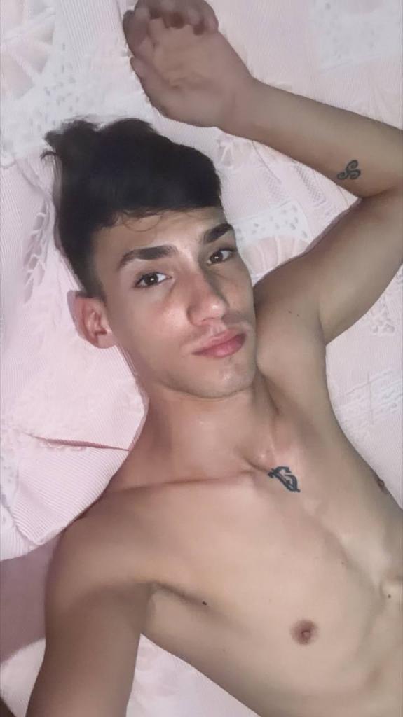 622310458: Chico busca chica en Valencia