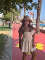 641990193: Chica busca chico en Madrid
