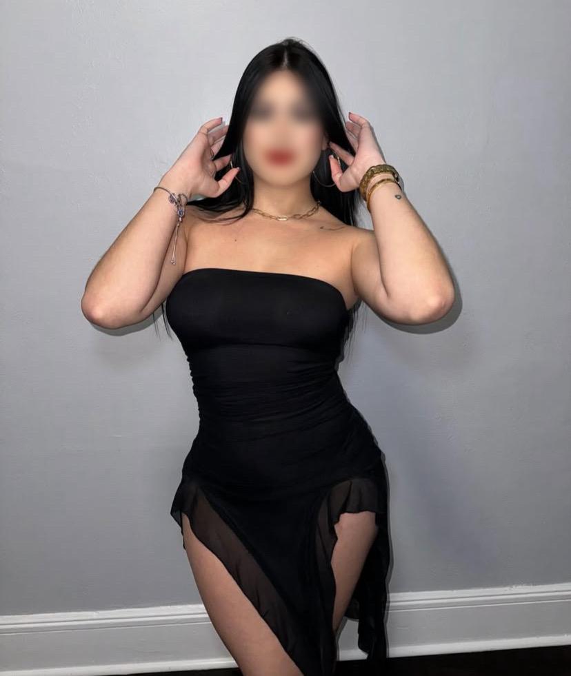 661474573: Chica busca chico en Murcia