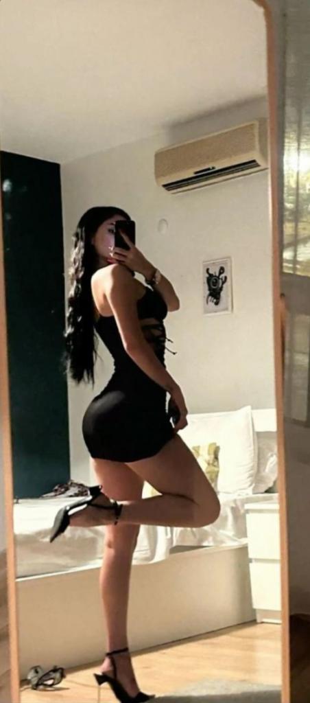 Chica busca chico en Sevilla: 