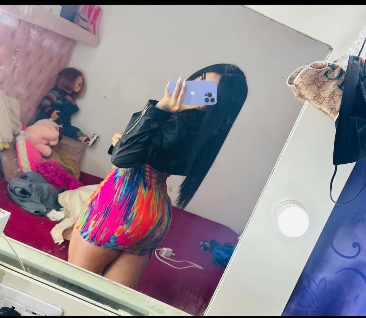 Chica busca chico en Burgos: 