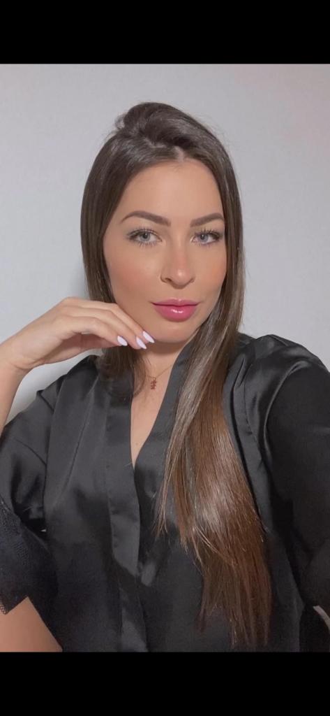 Chica busca chico en Málaga: Chica busca chico