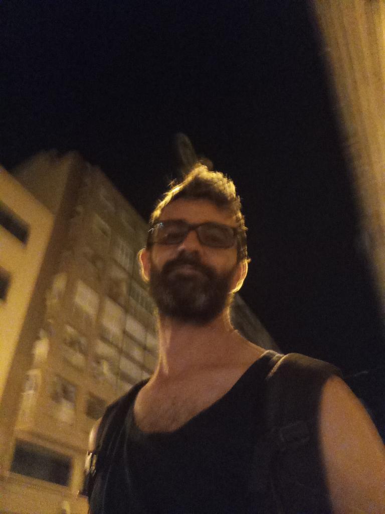 Chico busca chica en Alicante: 