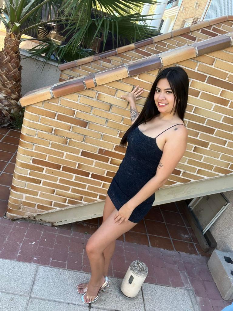 Chica busca chico en Almería: 