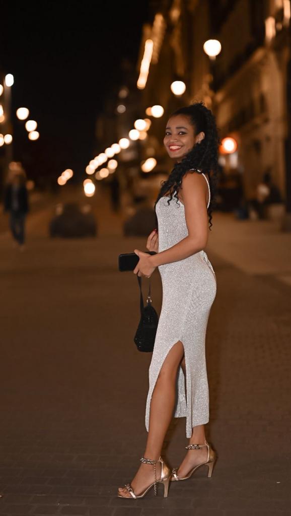 Chica busca chico en Barcelona: 