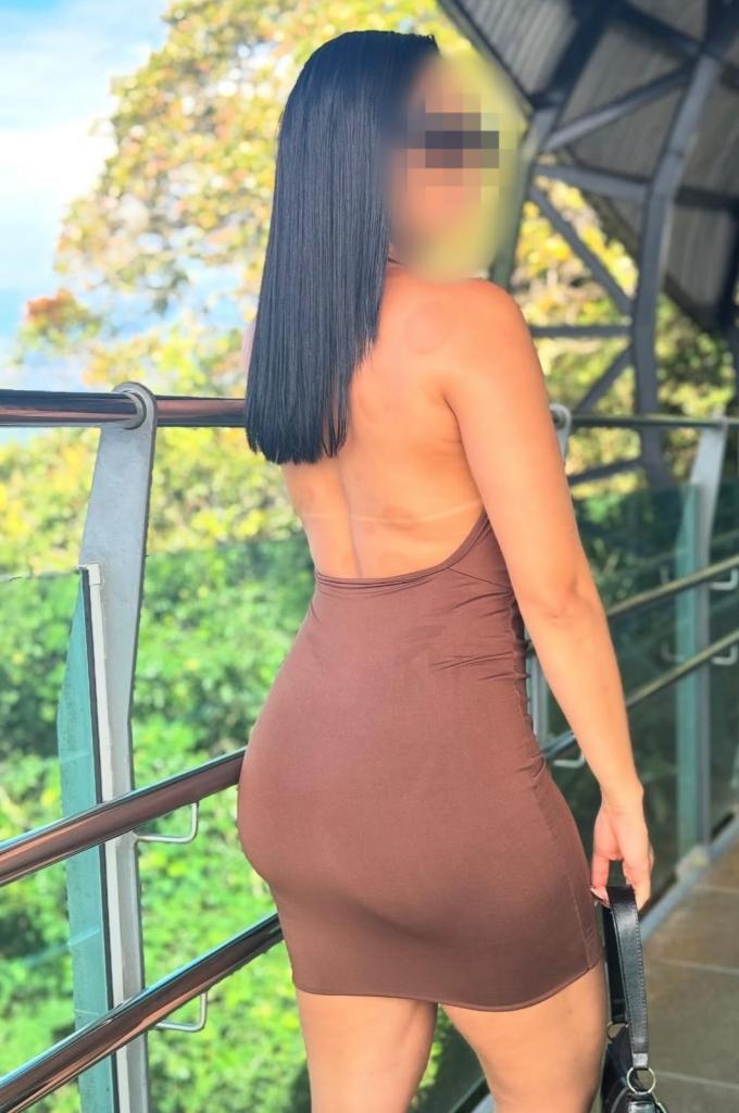 Chica busca chico en Sevilla: 
