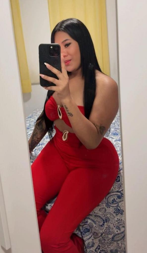 Chica busca chico en Tenerife: 