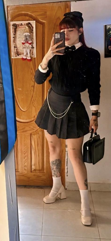 Chica busca chico en Huelva: 
