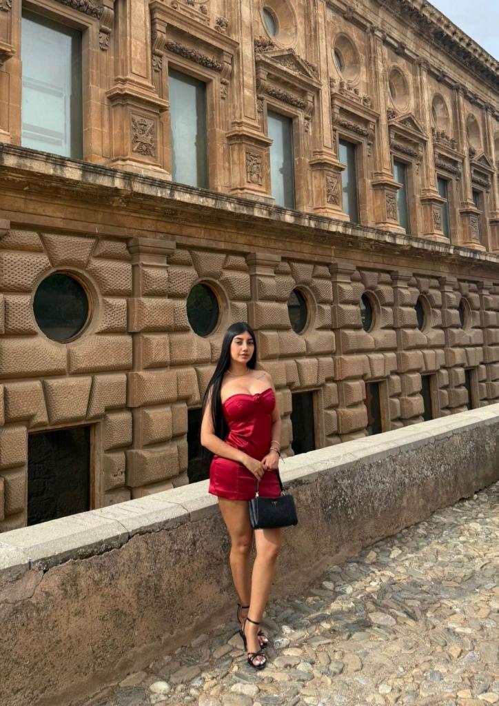Chica busca chico en Granada: 