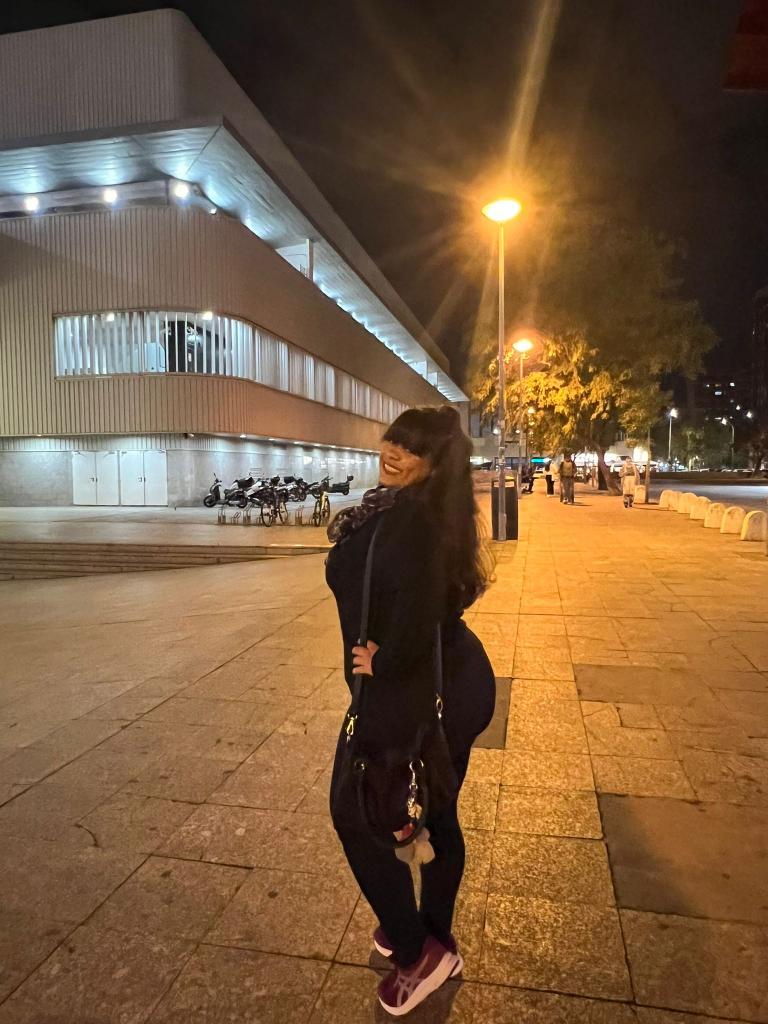 Chica busca chico en Almería: 
