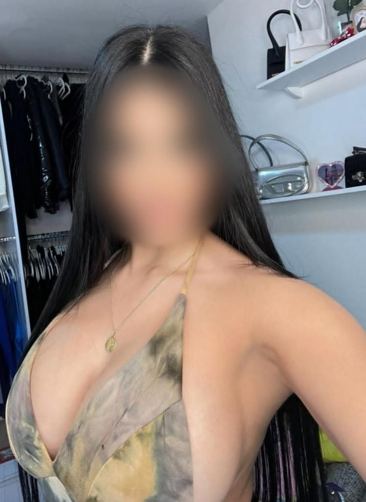 Chica busca chico en Sevilla: 